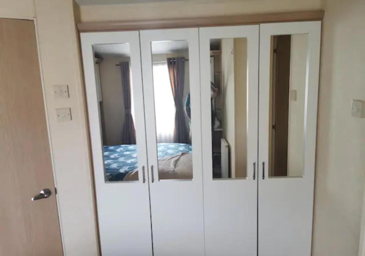 Tranquil 6 Berth Luxury Holiday Home Τσίτσεστερ Εξωτερικό φωτογραφία